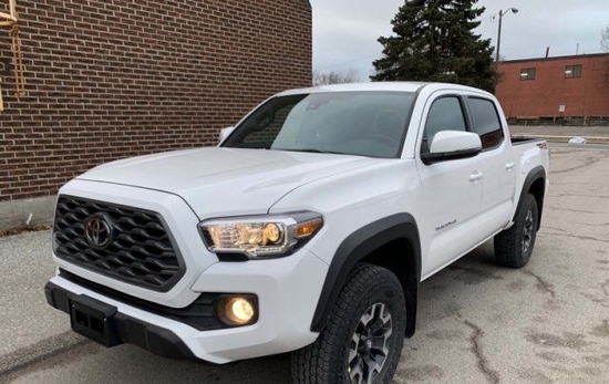 23款丰田短斗皮卡塔库玛3.5 短斗颜色全