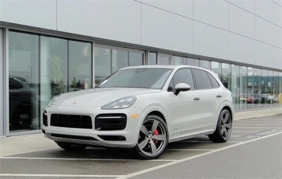 2022款保时捷卡宴国六报价 雍容与狂野