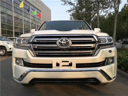 17款丰田酷路泽4600现车 阅过风光无限