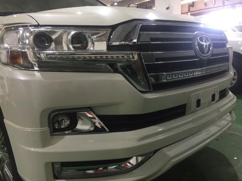 丰田酷路泽4000年底优惠赠送部分改装