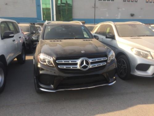 2017款奔驰GLS450 年底清仓中疯狂优惠