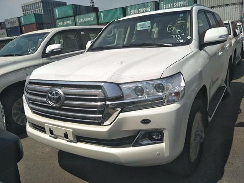 丰田酷路泽5700配置齐全特价越野功能强