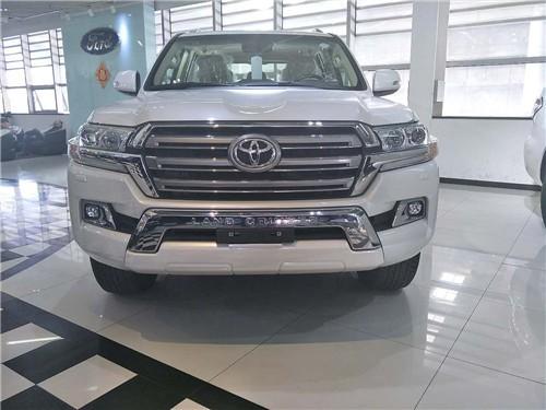 18款丰田酷路泽4000热销一款经典越野车