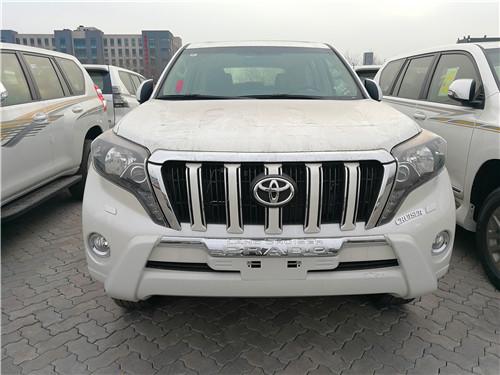 17款霸道2700限量版越野价格对比卡塔尔