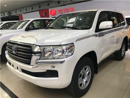 18款丰田酷路泽4000中东大型SUV全新车价