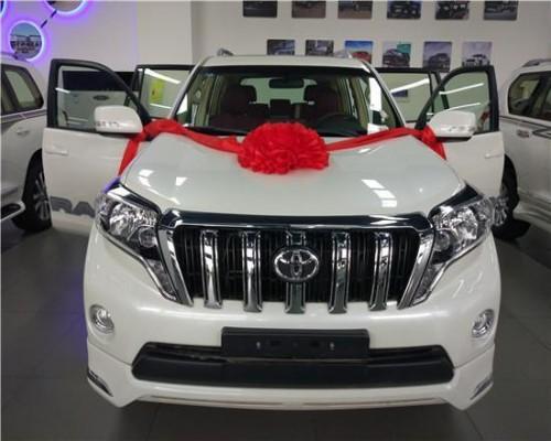 17款丰田霸道2700 拉风越野车豪气冲天