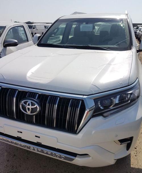 2018款进口丰田霸道2700 年终火爆促销