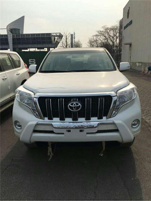 中东版2017款丰田霸道2700巨献缔造底价