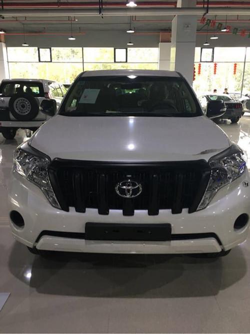 新旧款丰田霸道，迎春前夕大幅度优惠中