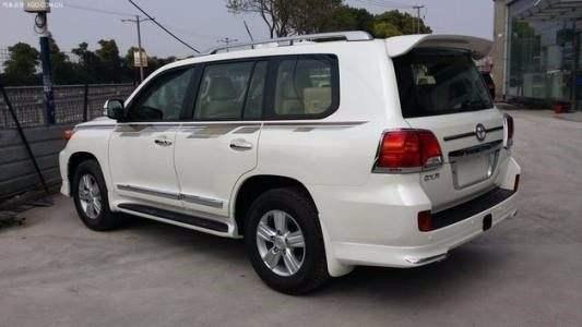 18款酷路泽4000现车手续齐年底优惠三万