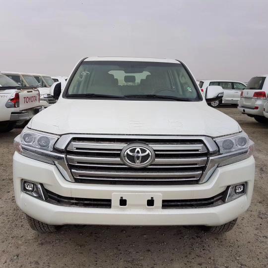 2017款丰田酷路泽4600港口现车元旦降价