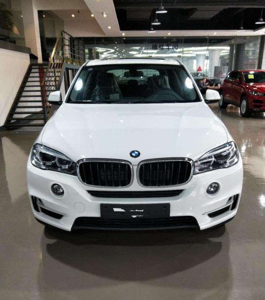 2017款宝马X5现车年末天津港钜惠等您来