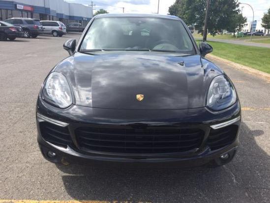 皮皮虾我们走，去买一个小卡宴 17款