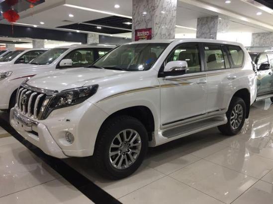 进口新款丰田霸道2700最新配置报价表