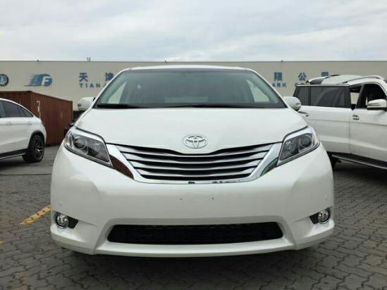 2017款丰田塞纳3.5四驱震撼价给力派送