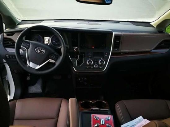 18款丰田塞纳 天津港现车最新报价热卖