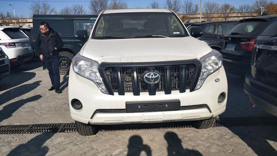 17款霸道2700限量钜惠 天津港现车畅销