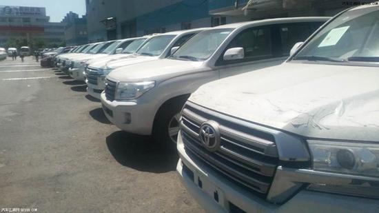 18款丰田兰德酷路泽4000 超值报价来袭