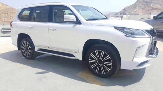 18款中东版雷克萨斯LX570运动限量版特惠