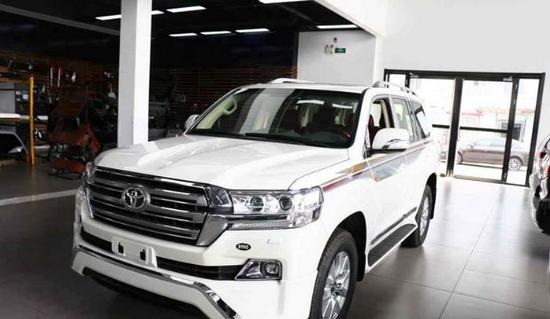 18款丰田酷路泽4600 现车中东版优惠在售