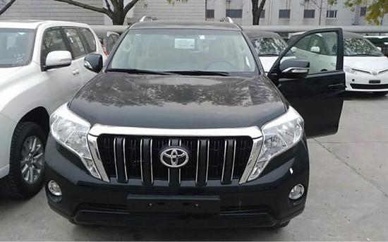 17款丰田霸道4000 现车促销特价47.8万