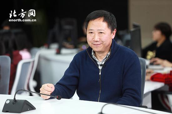 制片主任张春林