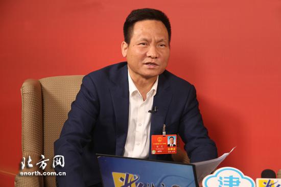 杨光代表:维护新经济就业者合法权益 加快推进