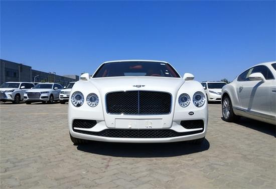 2017款宾利飞驰4.0V8S特价出售年底清仓