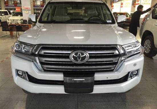 17款丰田酷路泽4000 不同配置不同价格