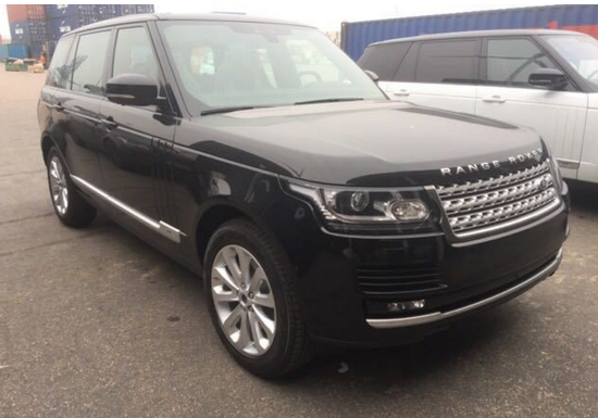 路虎揽胜行政进口柴油版最低报价及图片