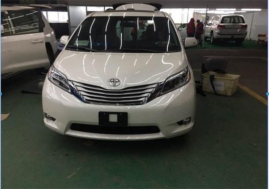 丰田塞纳顶配经典商务完美体验低价尊享