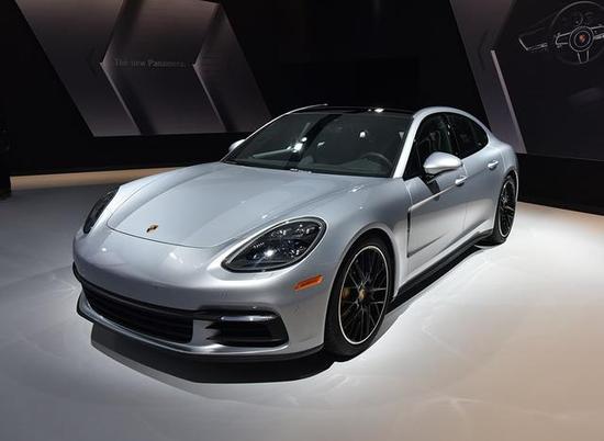 17款保时捷帕拉梅拉造型独特动感时尚