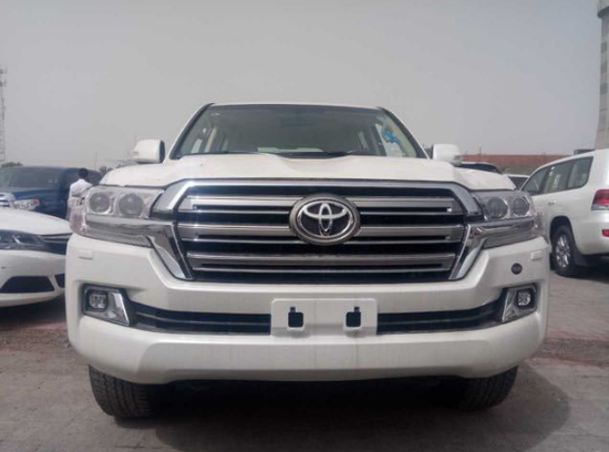 18款丰田兰德酷路泽4000天津中汽通达现