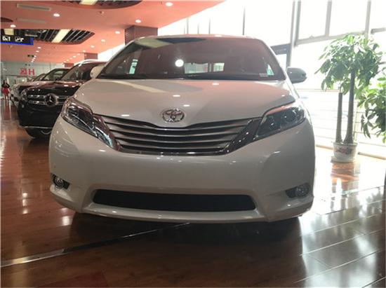 17款丰田塞纳3.5L 优惠大促销直降5万元