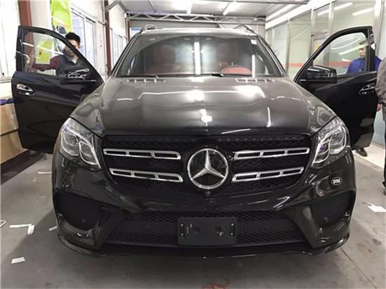 18款奔驰GLS450独立式8英寸液晶显示屏