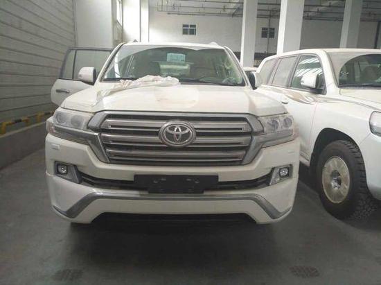 天津港2018款酷路泽4000GXR顶配