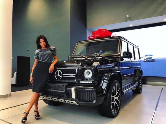 2018款奔驰G350d现车势不可挡火爆销售
