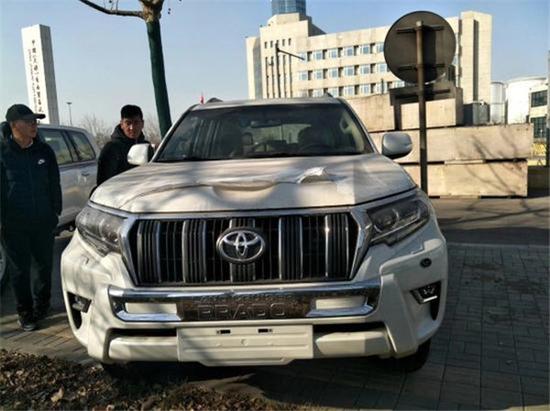 2018款丰田霸道4000中东版再掀折扣风潮