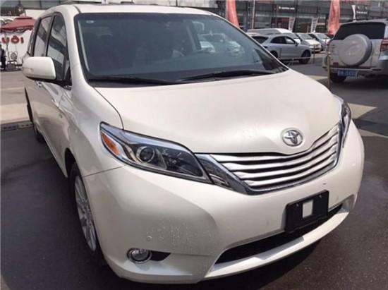 平行进口丰田塞纳18款现车天津港报价