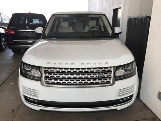 17路虎揽胜行政为您带来尊崇的驾乘感受