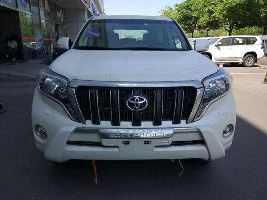 17款丰田霸道2700中东版现车优惠送好礼