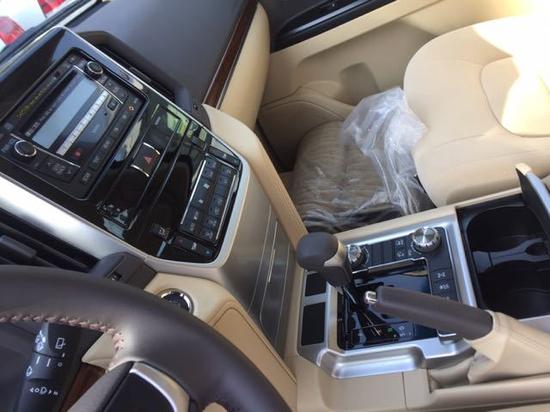 2018款丰田酷路泽4000有天窗最新优惠价