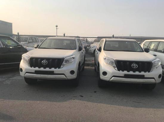 17款丰田霸道2700 中东版越野城市精英