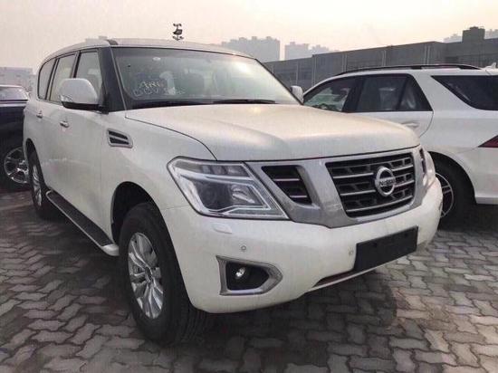17款日产途乐Y62SE4.0带BOSE音响越野车