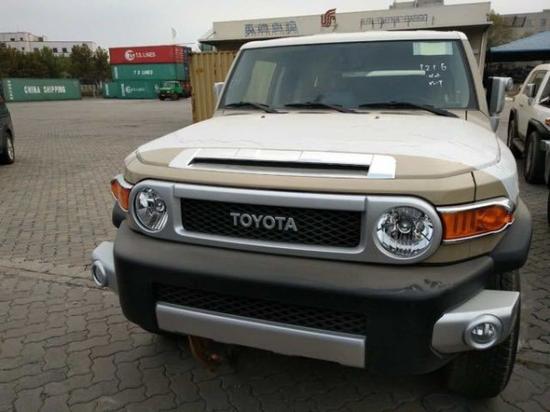 17款丰田FJ酷路泽V6 双油箱42.5万大惠