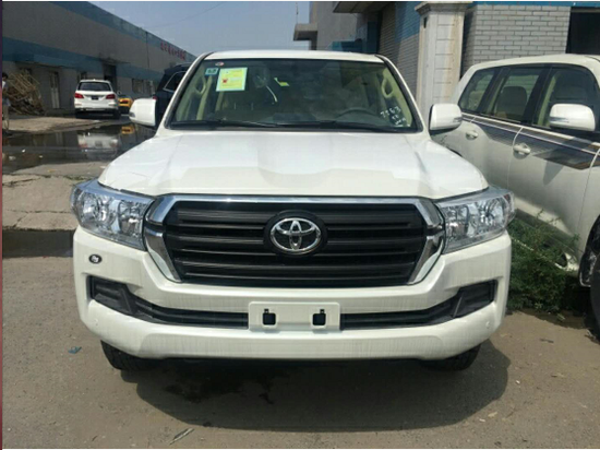 丰田酷路泽4000丐版 现直降大幅度优惠