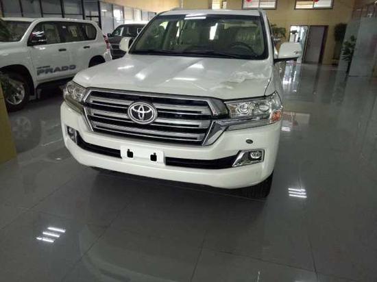 丰田酷路泽4000大灯清洗版七座现车报价