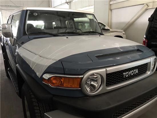 丰田FJ酷路泽4.0 同级别硬派的越野车