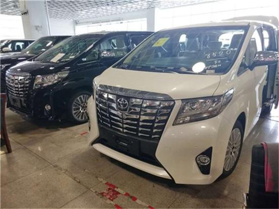 18款丰田埃尔法 纯青的运用豪华感倍增