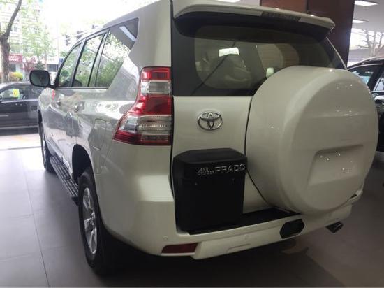 2017款丰田霸道2700丐版 现车年末巨献